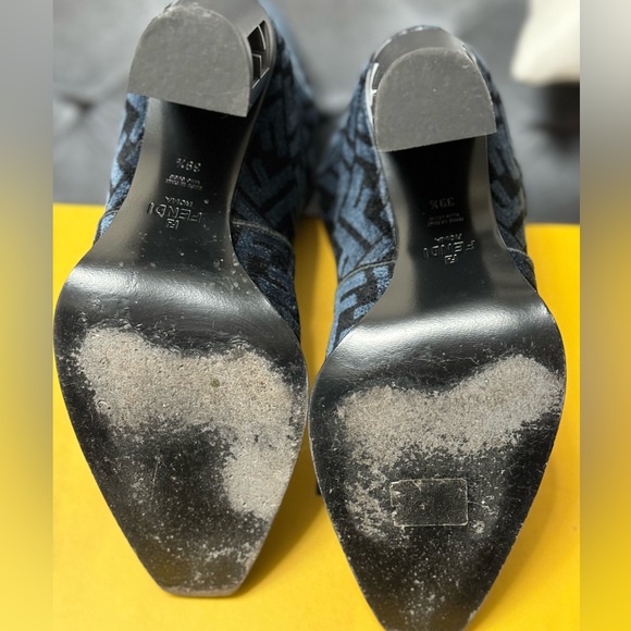 FENDI VELVET LOGO BOOTS - Picture 11 of 13
